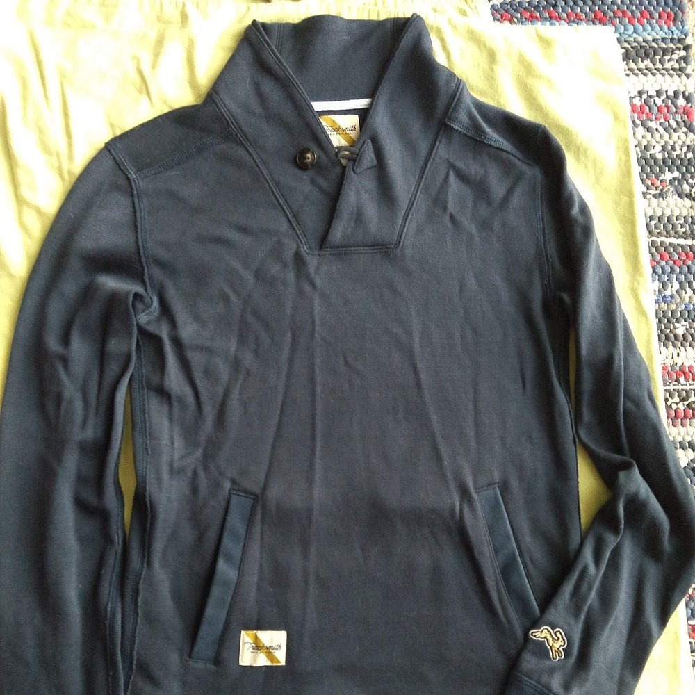 Tracksmith Emil Shawl